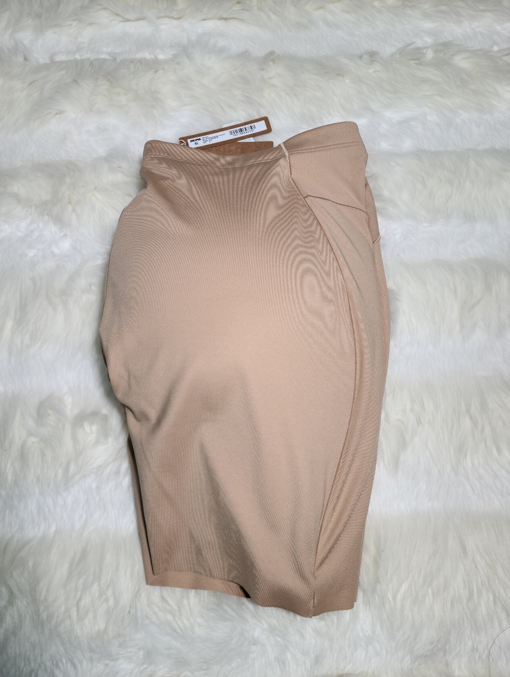 SKIMS Body Butt And Hip Enhancing Mid Thigh Short Brown Clay Women Medium NEW - Picture 4 of 8